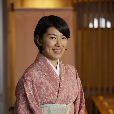 小林　綾子