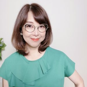 かげした　真由子